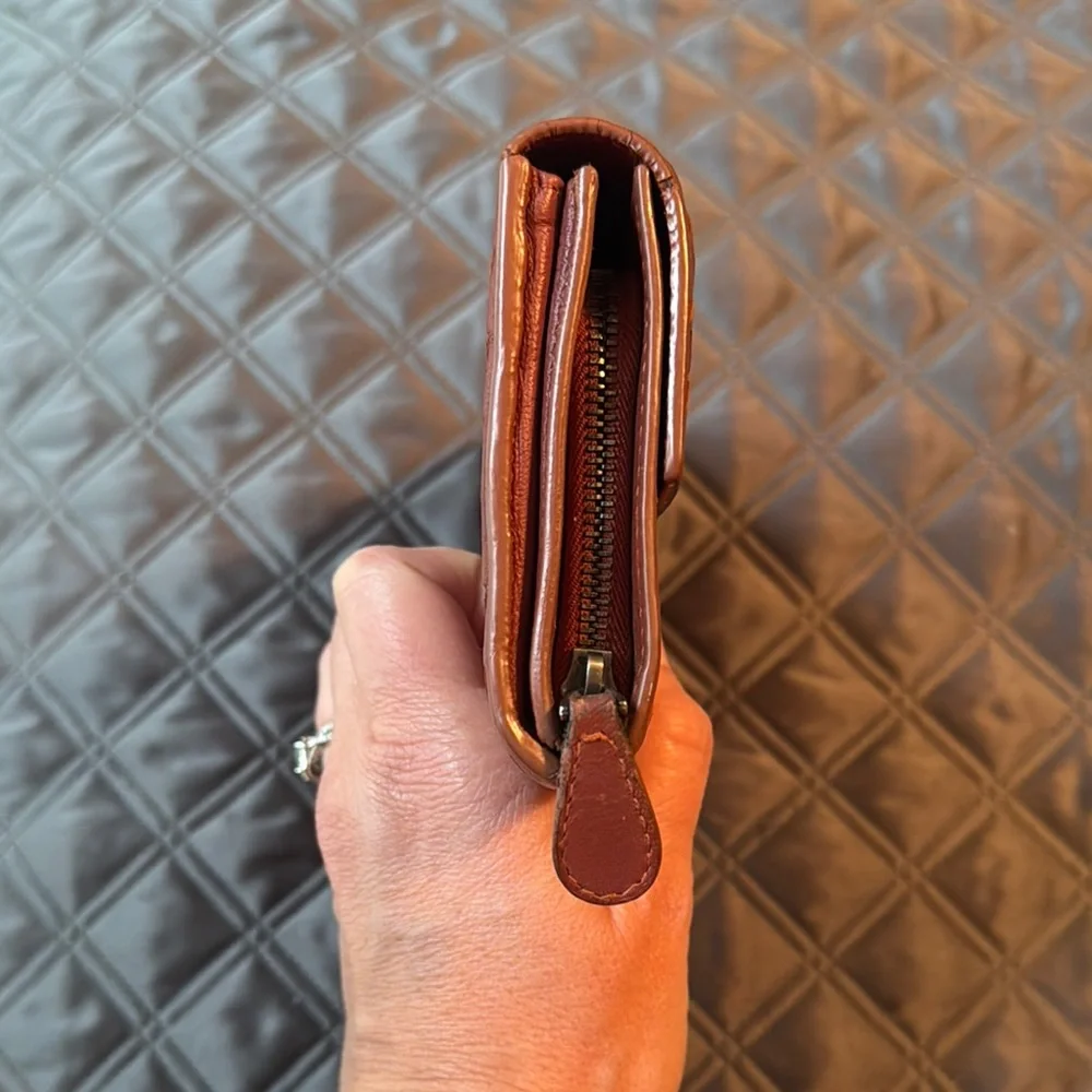 Bottega Veneta Brown Woven Clutch w COA - Picture 10 of 10